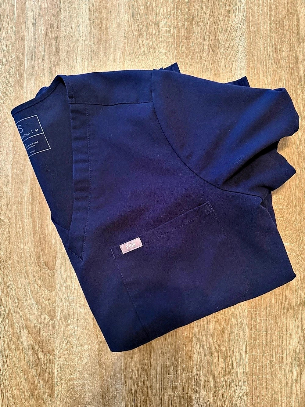 FIGS Navy Catarina One-Pocket Scrub Top - M
